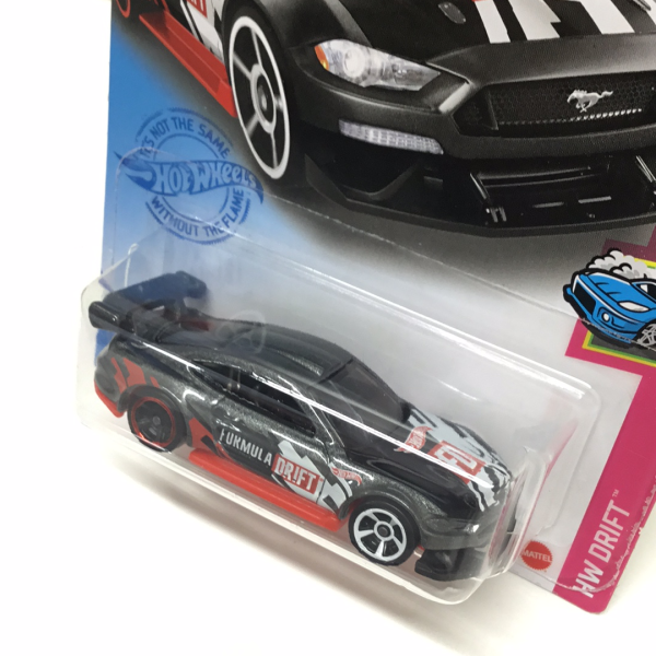 2021 hot wheels #127 Custom 18 Ford Mustang GT Grey 21C Fashion