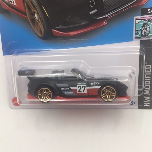 2023 hot wheels E case #114 15 Mazda MX-5 Miata 84F Sale