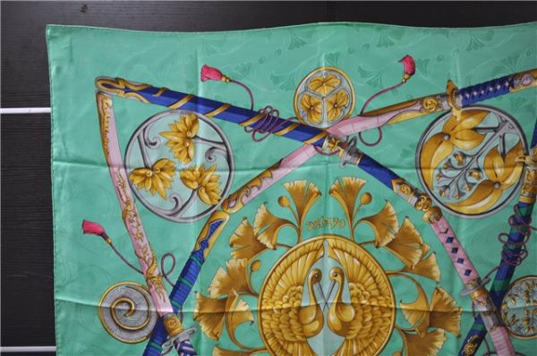 Auth HERMES Carre 90 Scarf  DAIMYO PRINCES DU SOLEIL LEVANT  Silk Green 5022C For Discount